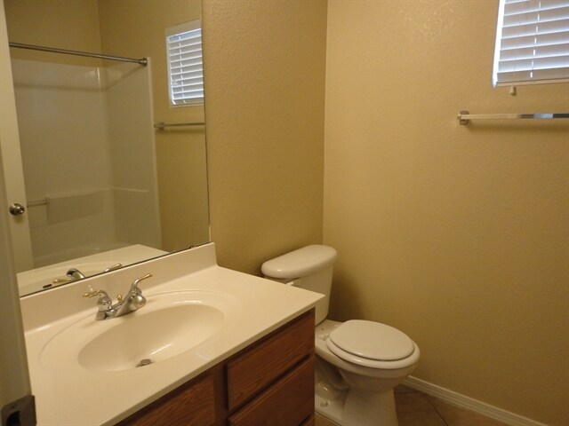 Building Photo - 529 Sunny Meadows Dr NE