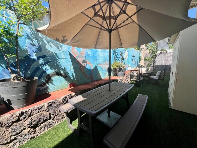 Building Photo - 1125A 2nd Ave