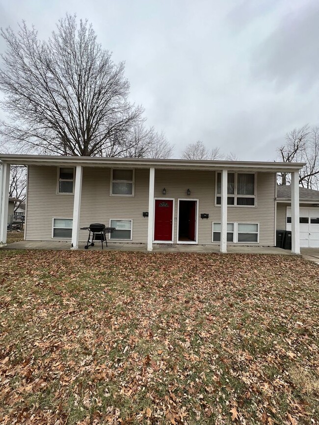 Primary Photo - 3 Bedroom Duplex