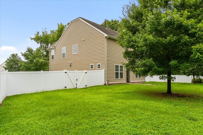 Building Photo - Hampton Home for Rent (3 bed/2.5 bath)
