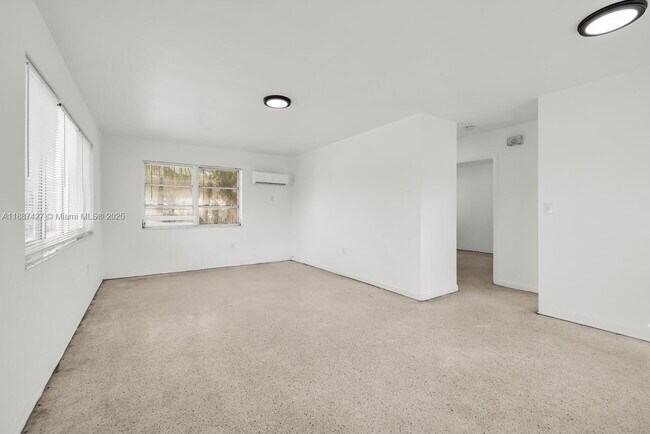 Building Photo - 501 NE 82nd Terrace