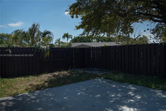 Building Photo - 11242 SW 116th Ln