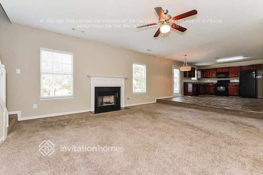 Building Photo - 5565 Platte Dr