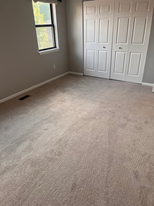 Building Photo - 108 Cedar Knolls Dr