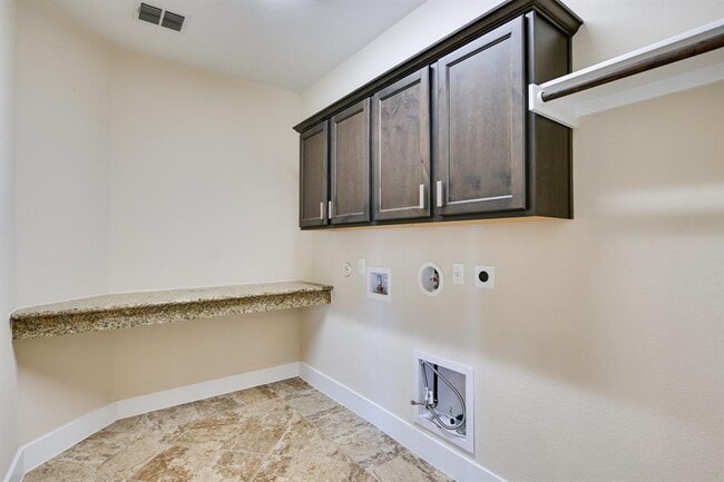 Building Photo - 11913 Natures Bend