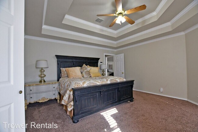Building Photo - 4 br, 3.5 bath House - 26 Dolores Ct.