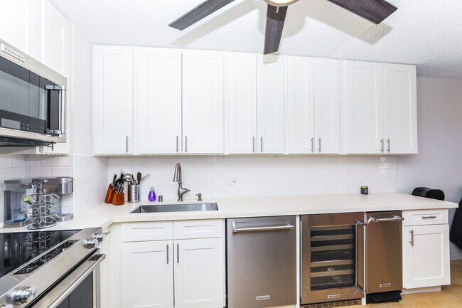 Building Photo - 55 S Kukui St