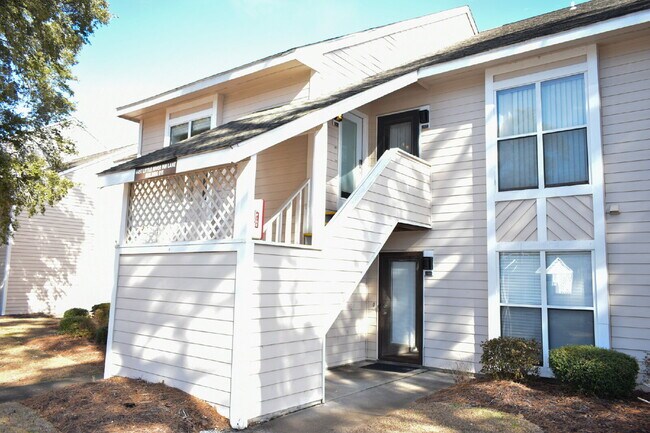Building Photo - Beautiful two, bedroom two bath Condo in Little River