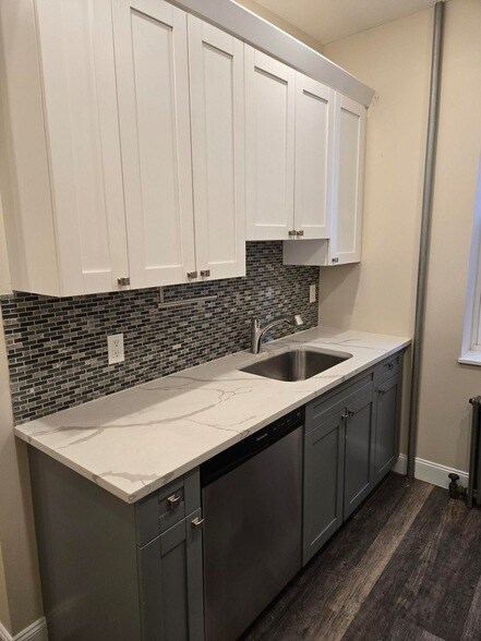 Building Photo - 289 Day Ave