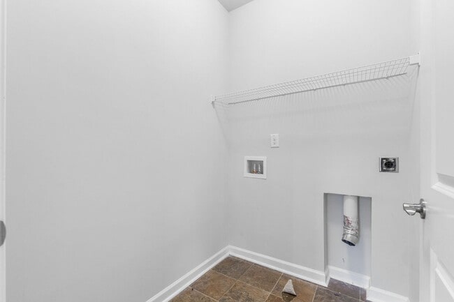 Building Photo - Beautiful 3 bed/2 bath Home in Griffin in Senior Community!