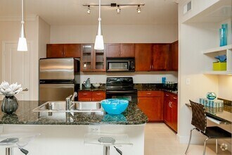Building Photo - Galleria Luxury for Less!