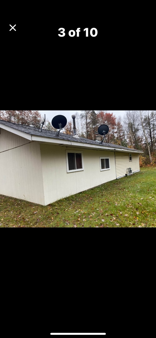 Building Photo - Cozy two Bedroom House