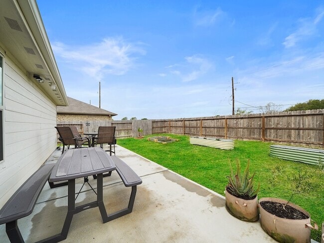 Building Photo - 1238 Millers Pass Dr