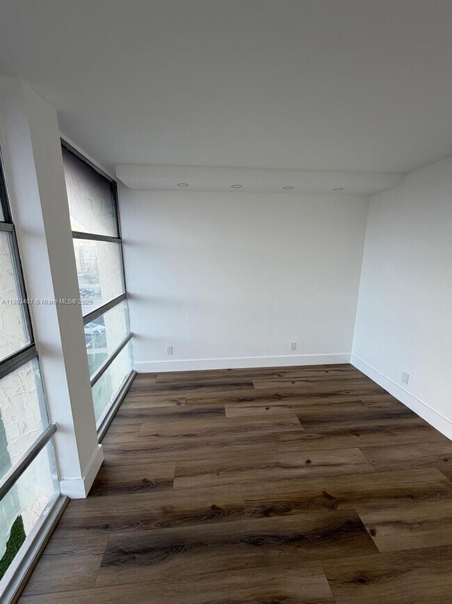 Building Photo - 701 Three Islands Boulevard