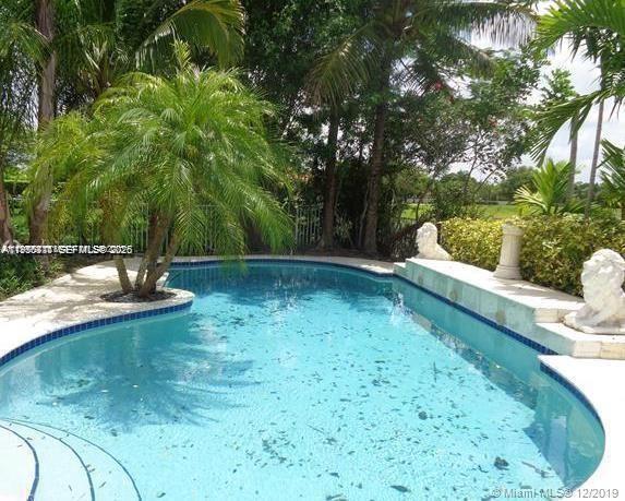 Building Photo - 3013 Woodlands Dr