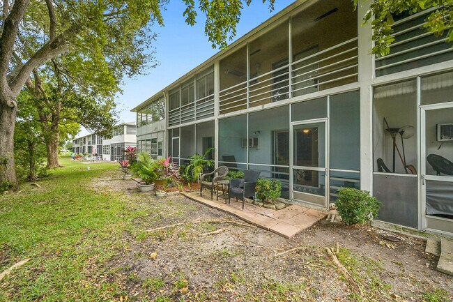 Building Photo - 371 Durham Cir