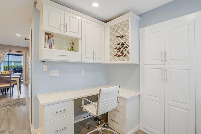 Building Photo - 1007 Ocean Dunes Cir