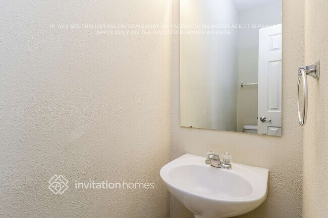 Building Photo - 3337 Table Rock Dr