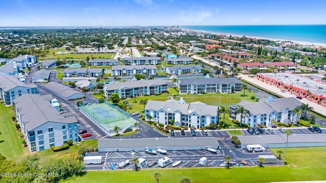 Building Photo - 630 S Brevard Ave