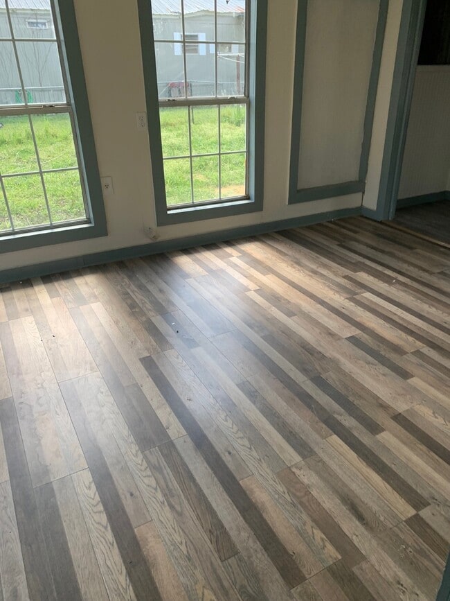 Building Photo - 708 Colorado St