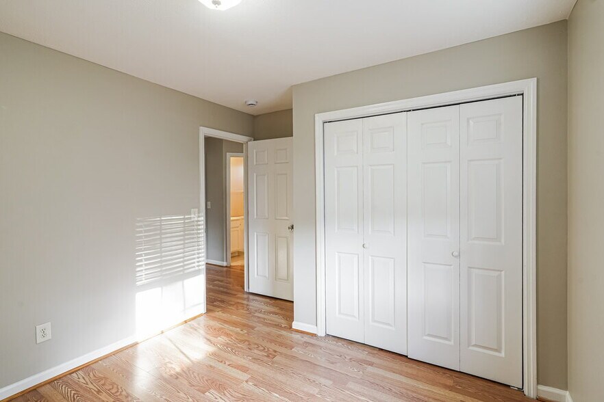 Building Photo - 820 Thomas Bay Ct