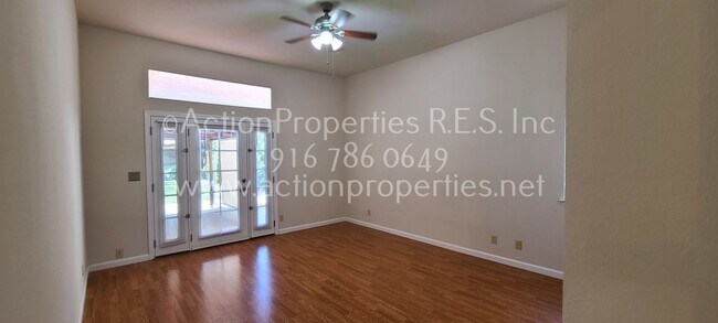 Building Photo - Move In Special! Woodcreek High School Walking Distance, West Roseville Single Story, , 4 Bed 2 B...