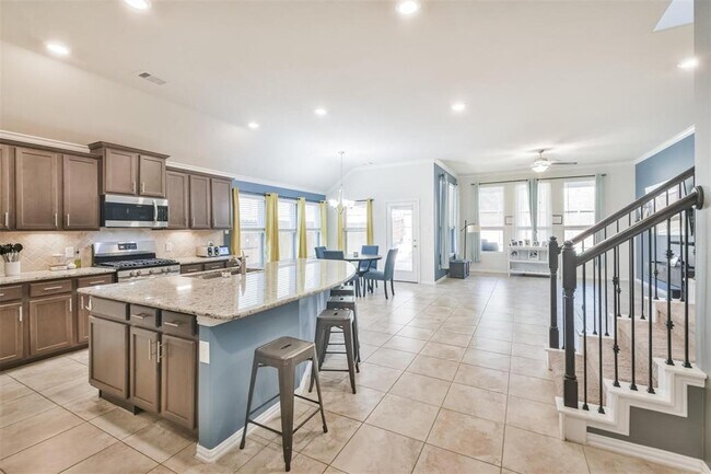 Building Photo - 23741 Juniper Valley Ln