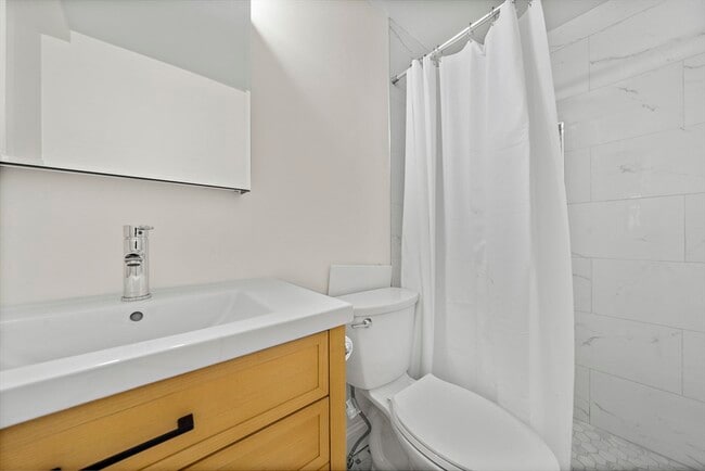 Building Photo - 48 Fenway