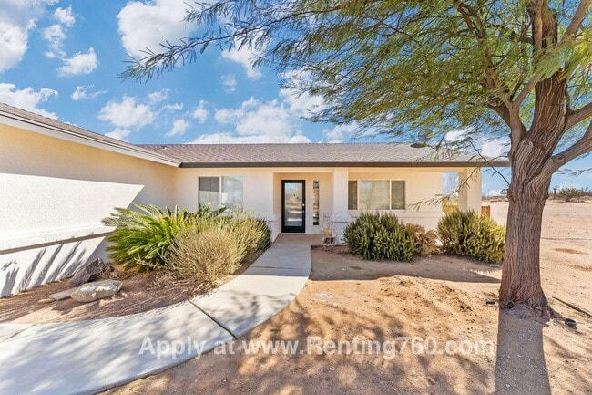 Building Photo - Exceptional Vacation Style Home