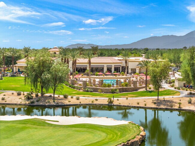 Building Photo - 39295 Camino Manena