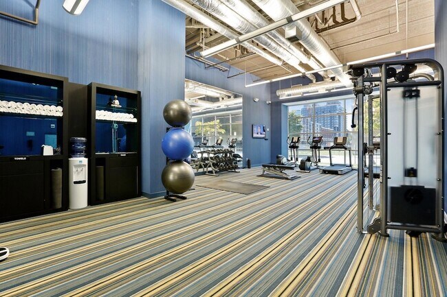 Building Photo - 901 S 2nd St