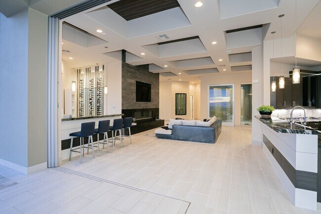 Building Photo - UNUBSTRUCTED VIEWS FROM THIS MACDONALD HIG...