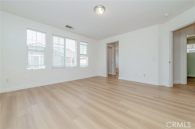 Building Photo - 6937 Resina St