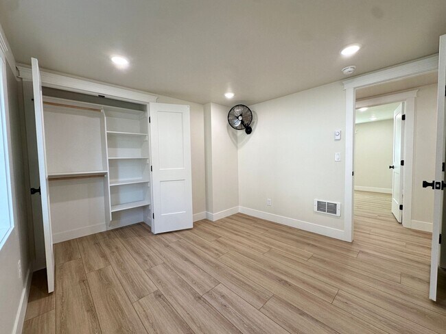 Building Photo - RR 156 Duplex