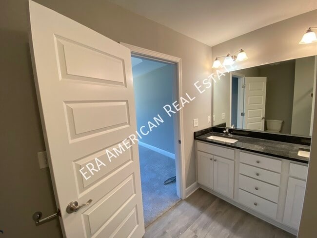 Building Photo - 1004 Grace Ln