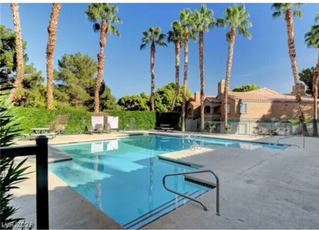 Building Photo - 5220 Mission Carmel Ln