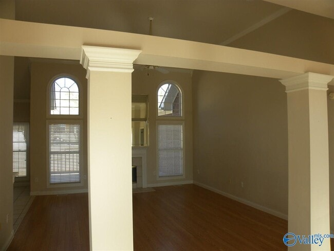 Building Photo - 214 Mainsail Way