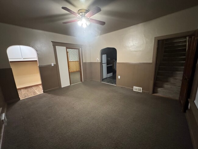 Living Room - 204 Independence Ave S