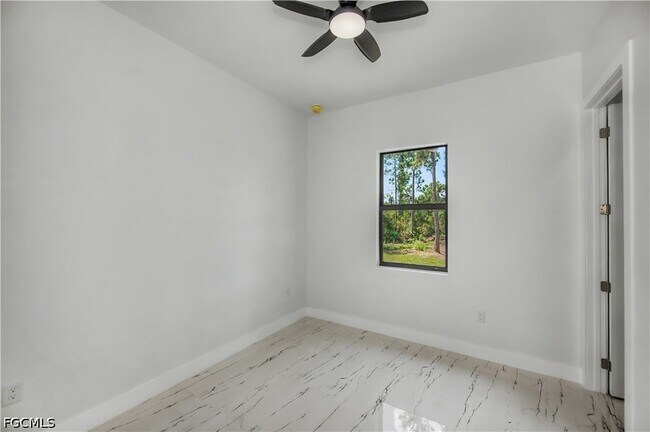 Building Photo - 3121 69th St W