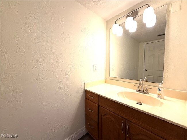 Building Photo - 3704 Broadway