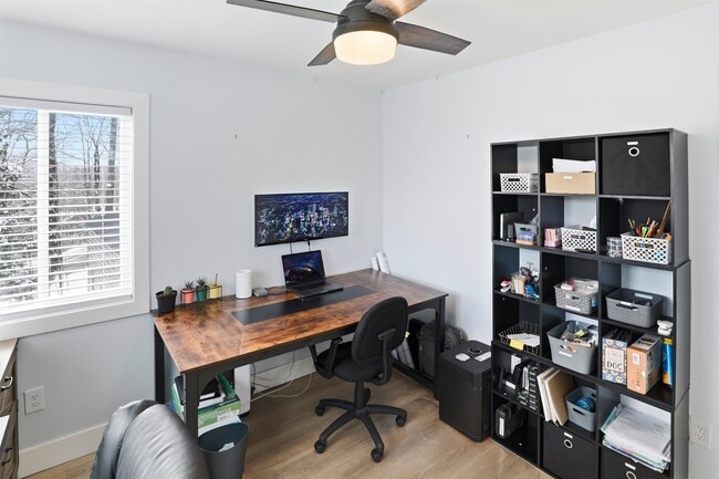 Building Photo - 253 Upper Mad River Rd