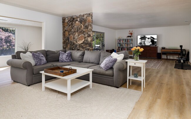 Building Photo - Discover Your Dream Sanctuary at Braemar Ranch, Yankee Farm!