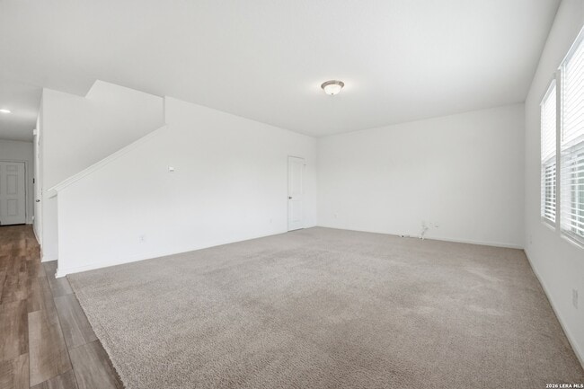 Building Photo - 8355 Falcon Meadow Dr