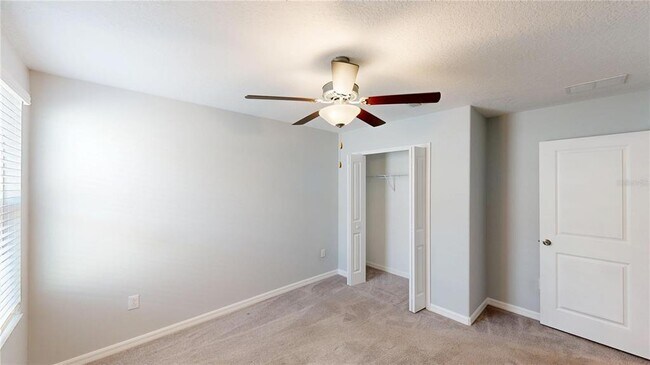 Building Photo - 17034 Yellow Pine St