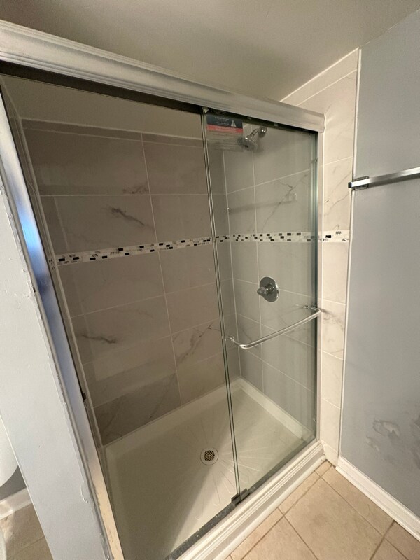 Building Photo - 412 N Bend Rd