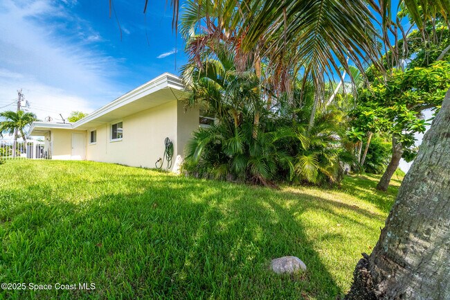 Building Photo - 458 Sandpiper Dr