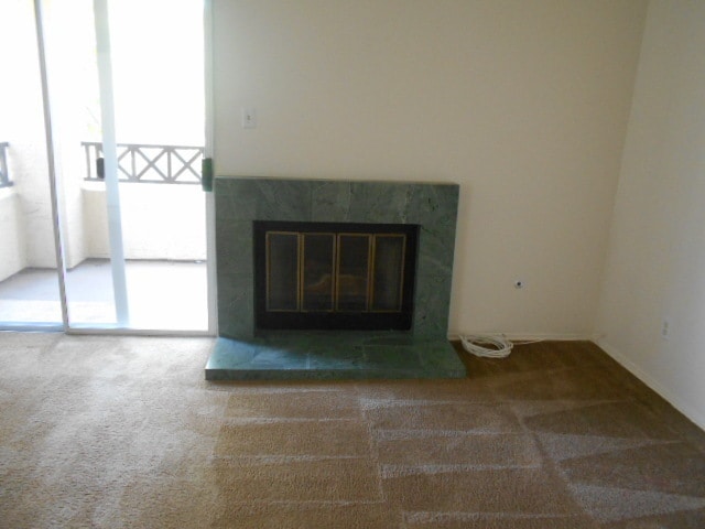 Building Photo - 3 BEDROOMS CONDO WITH BEAUTIFUL LAKE VIEWS.