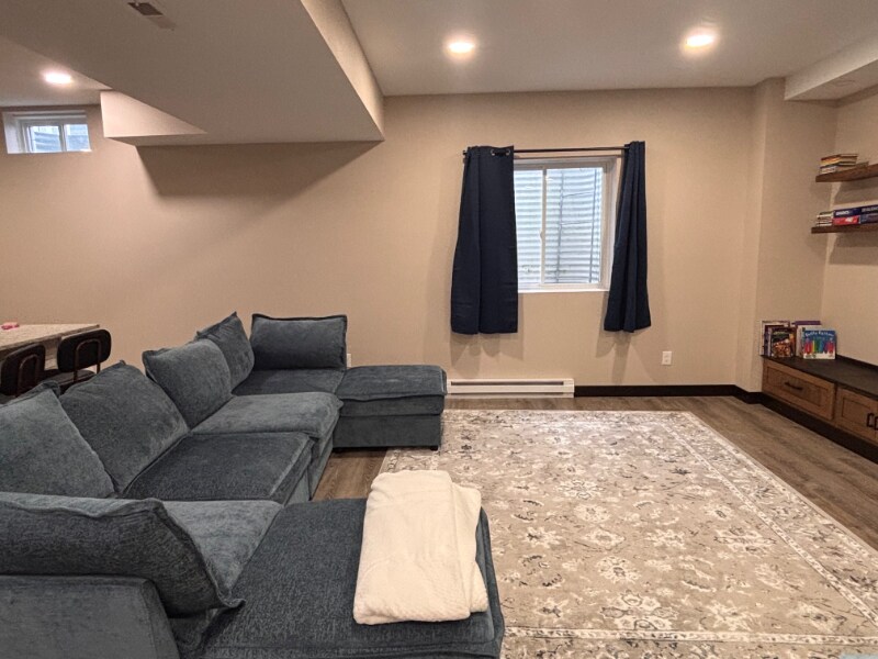 Building Photo - 144 Candleberry Ln