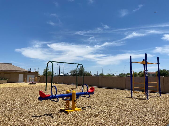 Building Photo - 2060 N Center St