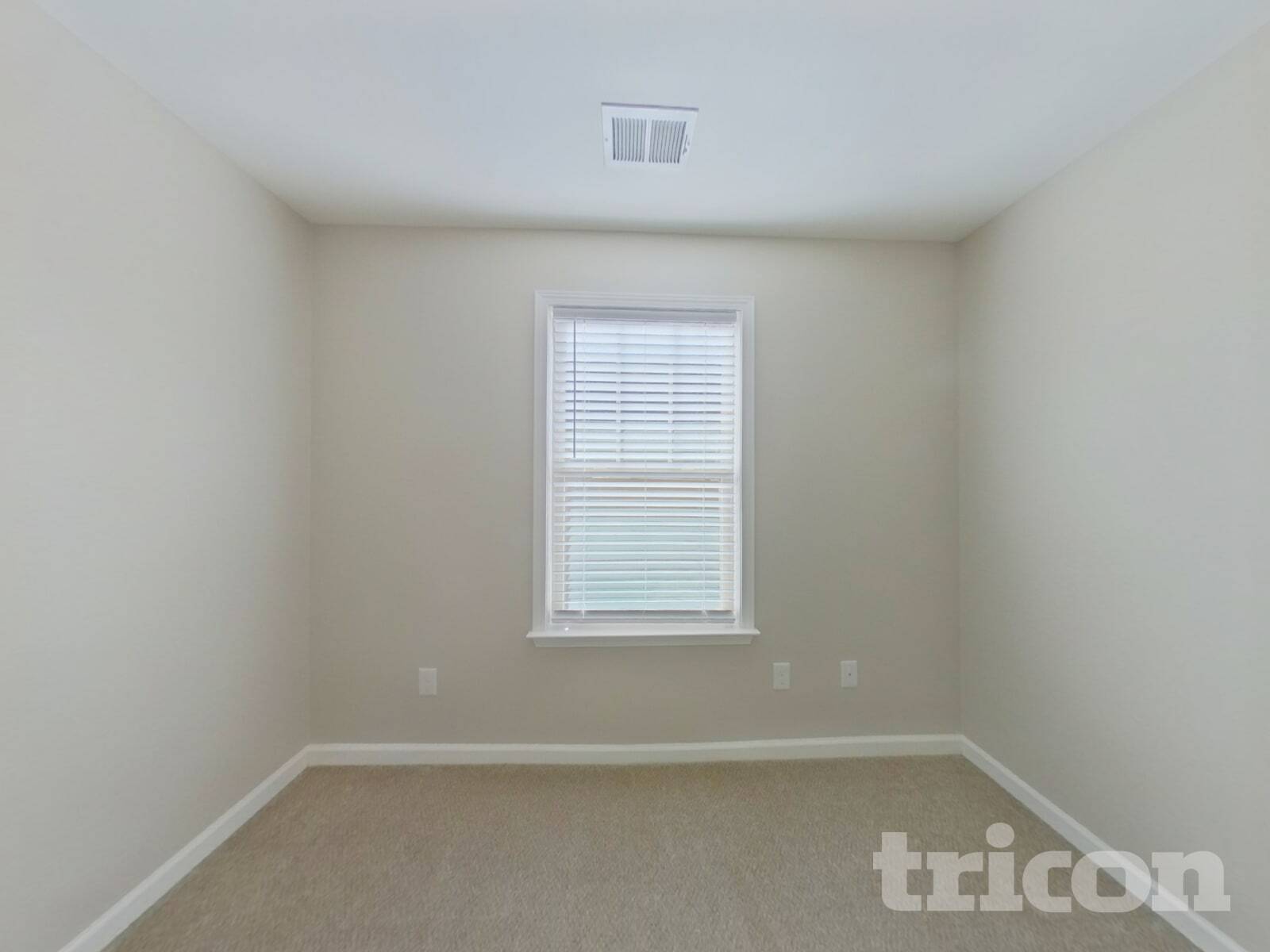 Building Photo - 29 Mendham Ln